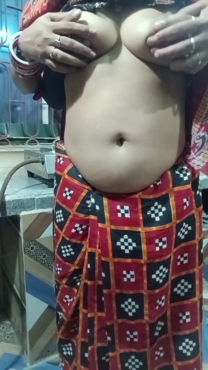 Real Couple 203: Cuplu din satul Desi sex de casă în bucătărie