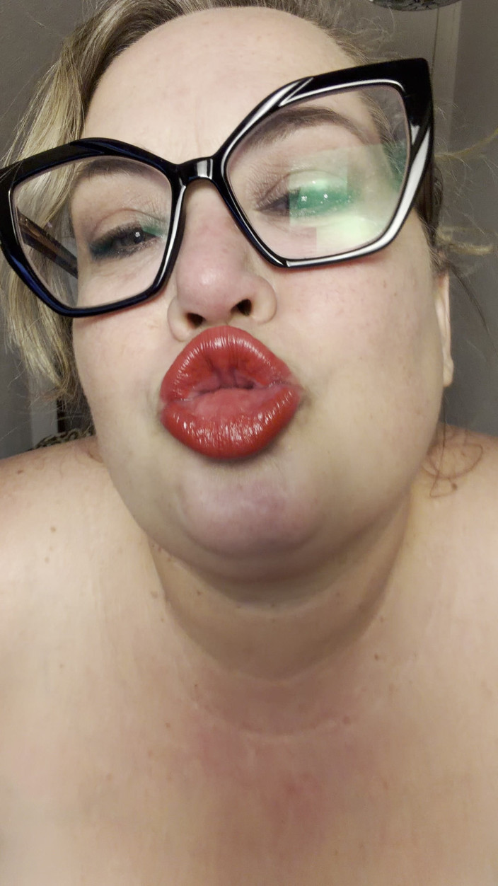 Lily Bay: Pozdní noc facetime doma se zralou bbw