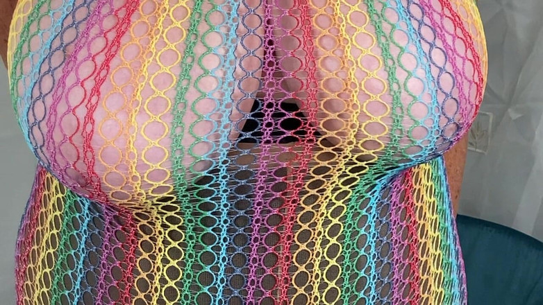 Mr MF: Mrs Kaki Matang Menunjukkan Girdle Kelangkang Terbukanya