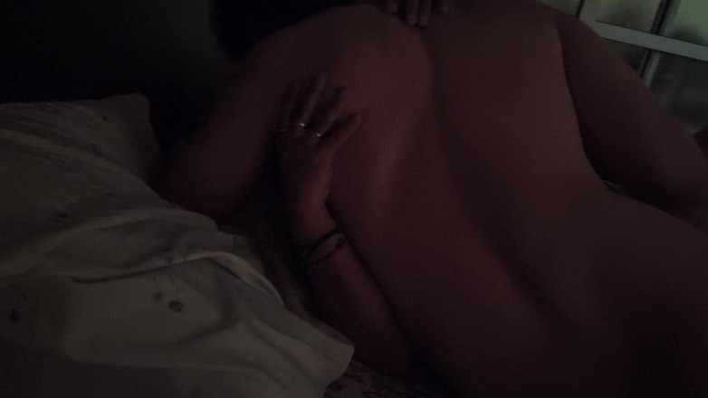 Moo DBOXXX: 남편이 출근할 때 시어머누와 섹스하고, 그녀는 나에게 중독되었다