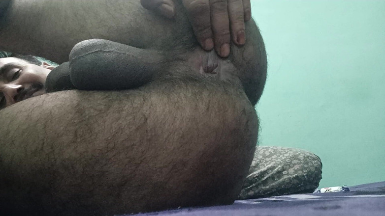Rajasthani-old-lover: Pria desi menikmati masturbasi