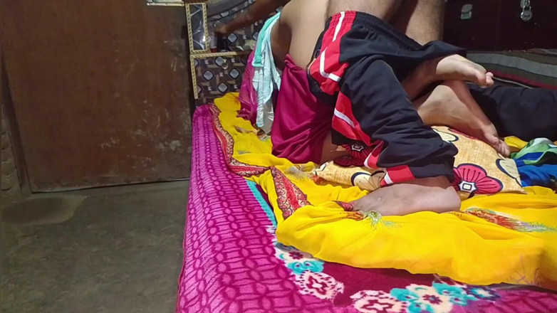 Priya_Sena_26: Bhabhi Ki Baid Par Thook Lagake Gaand Mari