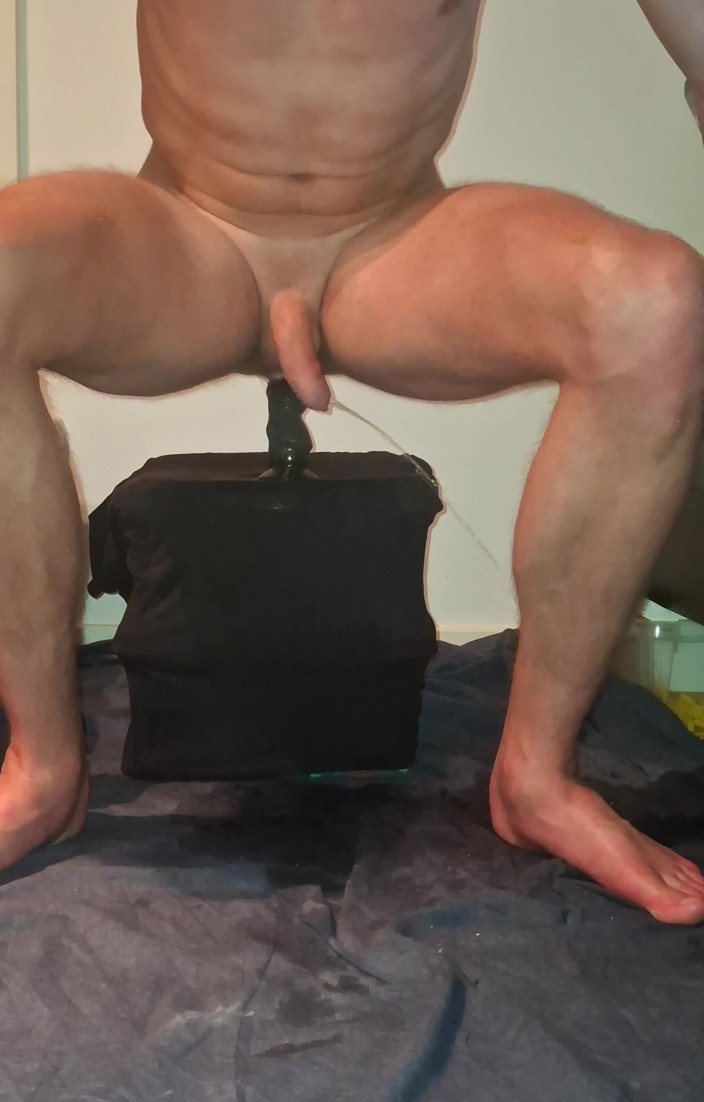 NoFace Twink X: Solo Gay Twink Anal Dildo - Extreme Pissing Orgasms