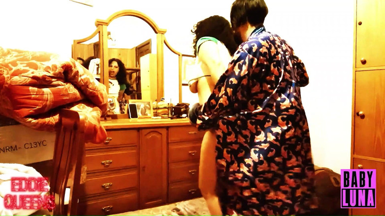 Eddie Queens: Banyak pertengkaran dan banyak ngentot di ring! Bagian 1