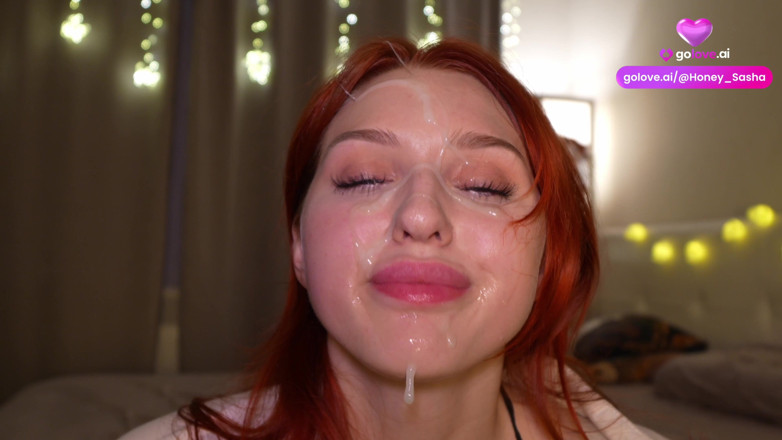 Honey Sasha: Bonita estudante é fodida grosseiramente por Ghostface e goza no rosto...