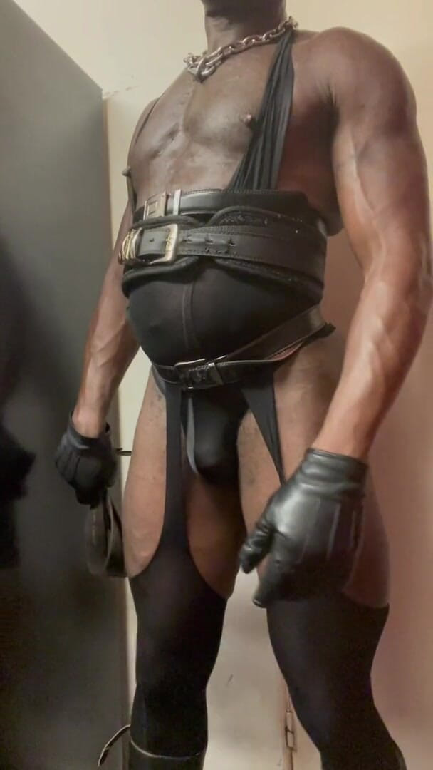 Masculine crossdresser: Black muscle crossdresser home workout, ass posing &amp; cum