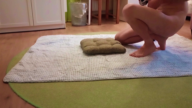 Mark Hannes: 베개 혹 자위