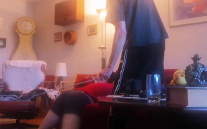 Oznob Oznofla: Amateurboy Is Caned on Feet and Ass