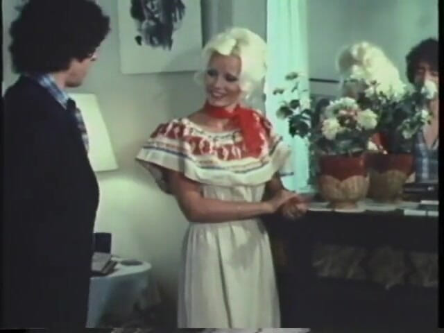 Old Good Porn: Retro porno trojka s děvkou ošukanou a krémovanou dvěma muži
