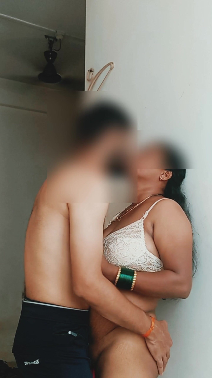 Harder299: Hintli çift seks yapıyor