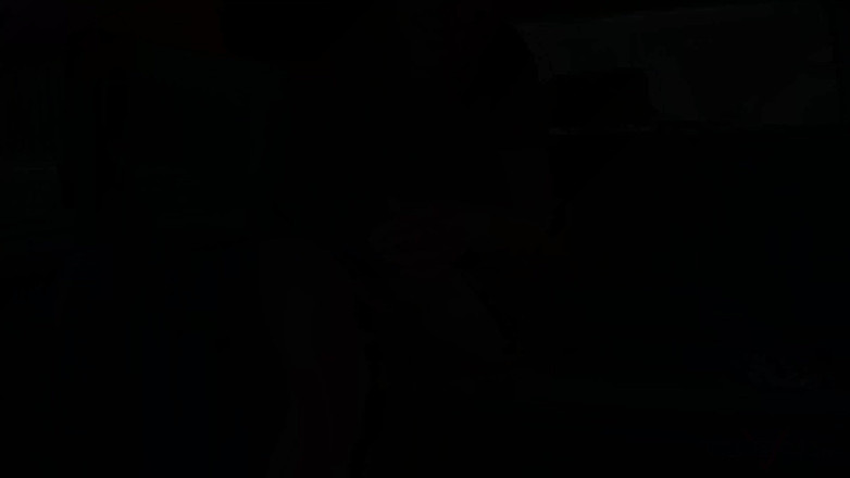 Take Van: 素敵な形のお尻を持つスキニー赤ん坊は、ふしだらな女のようにコックと精液を取得しています