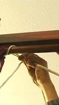 Il feticismo del piede di una ragazza bionda sexy che domina