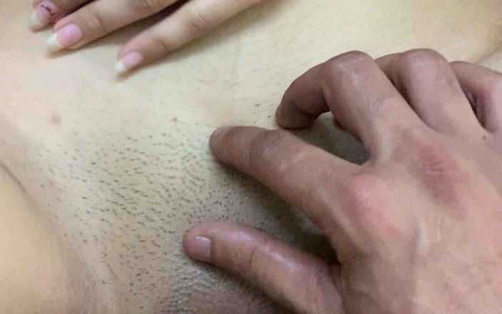 Komal sexy studio: Într-o noapte, sex cu un prieten. Desi Bhabhi Sex