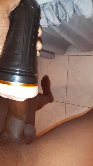 Islandvibes69: Jerking off S11 E6