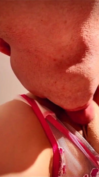 Muschi-creampie mit einem großen abspritzen