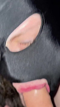 흑인 대물 자지에게 따먹히는 배다른 여동생