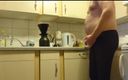 Carmen_Nylonjunge: Cuisine de café en collants bleus 1 fan vidéo 5