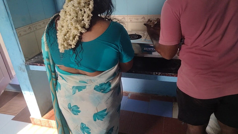 Benita sweety: Elektriker-sex mit meiner ehefrau. Ich war draußen