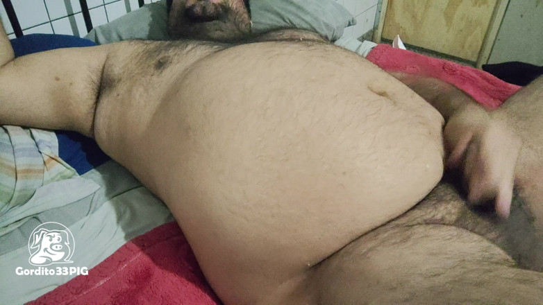 Gordito33PIG: Bananas and Semen