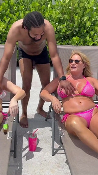 Milfcandy: Lana Lee, Bree Austin mit BBC Zoll