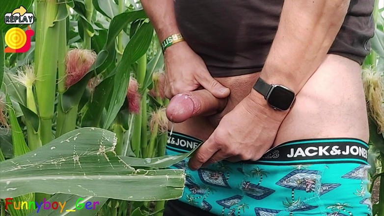 Funnyboy-Ger: Dirty Jerking off My Big Cob in the Cornfield, Showing...