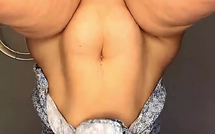 JessieHH: Double pénétration vaginale avec creampie et pipe et plus