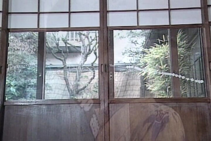 Asian Mature Climax: 바닥에서 따먹히는 걸 좋아하는 발정난 아시아 밀프