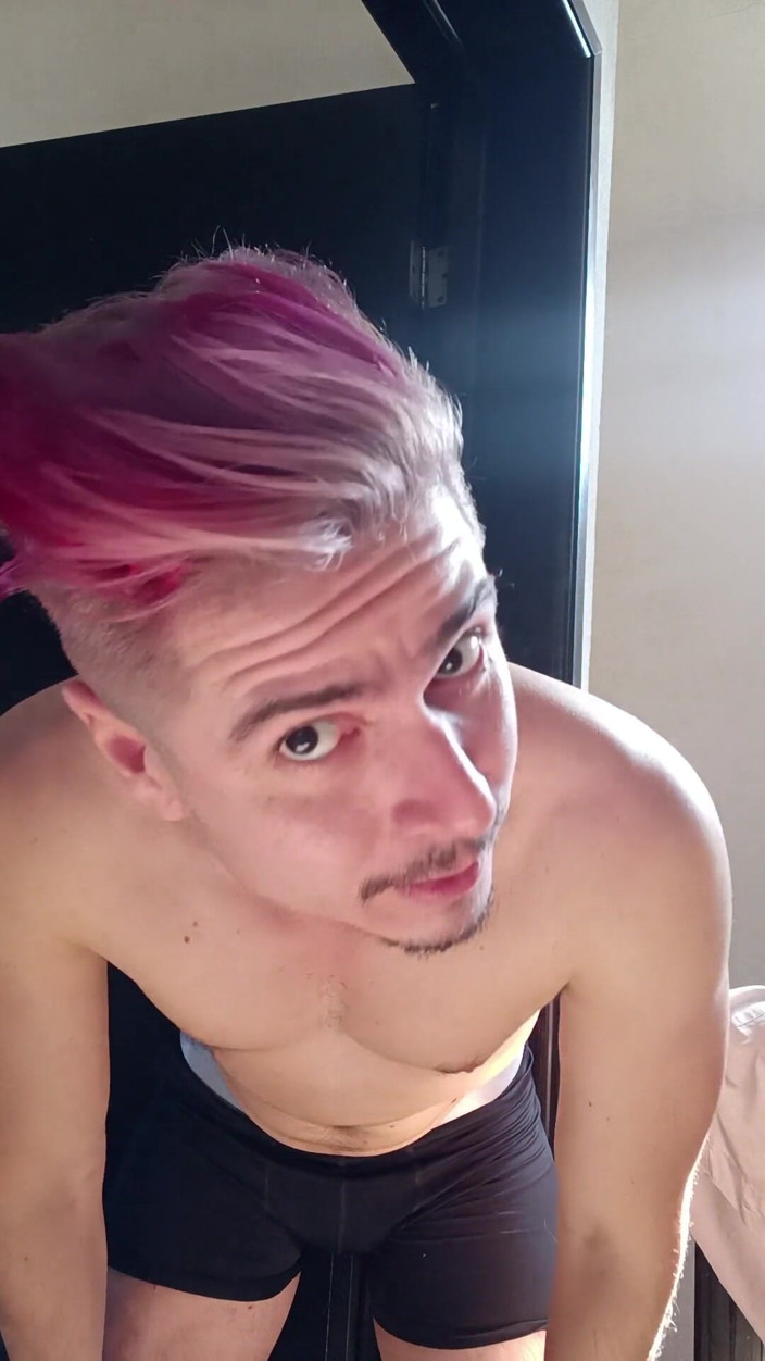 TabascoJake: Tabasco Update on Flexing Muscle, Haircut and Mermelada