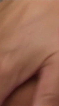 자지로 자위하는 금발 밀프