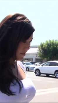Cewek asia london keyes lagi asik nyepong dan ngentot kontol eric swiss