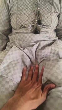 Marido fodeu sua esposa de humor romântico e curtiu sua buceta. Indiana desi village hindi viral sexo vídeo