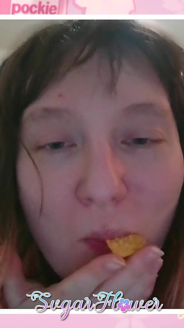 Chips & Salsa - Loud Chewing Sounds (Sugar flower) Chips & Salsa - Loud Chewing Sounds (Sugar flower)