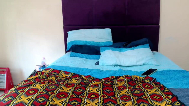 Legendary Booty Overdose: Granny BBW Teasing After Shower &amp; Ass Worship