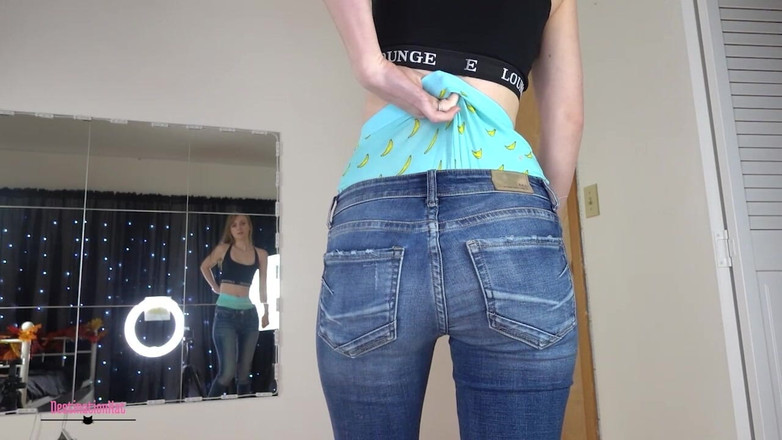 Destination Kat: Wedgies, đi tiểu và hắt hơi