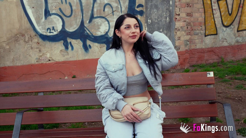 FAKings: ¡Damos la bienvenida a Roma Amor al porno con una...