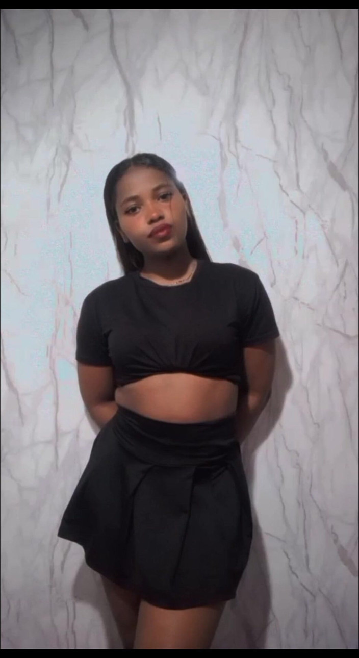 Minayi: Nếu bạn thích nội dung của tôi tại sao bạn...