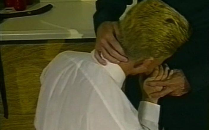 Gay RetroX VHS: Zmysłowi mężczyźni w ekstazie # 2