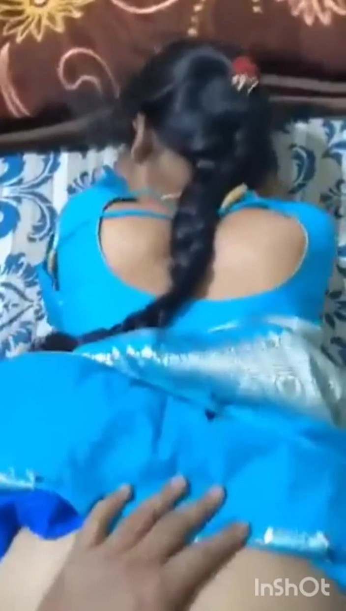 Benita sweety: malloo hot baik shot vidiyo