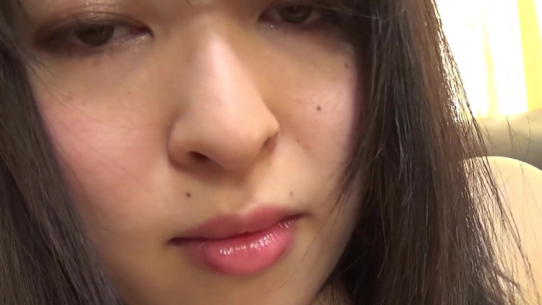 JAPAN IN LOVE: 可爱性感的jap场景-1 丰满的日本少女kaoru miyashiro享受成人玩具和中出