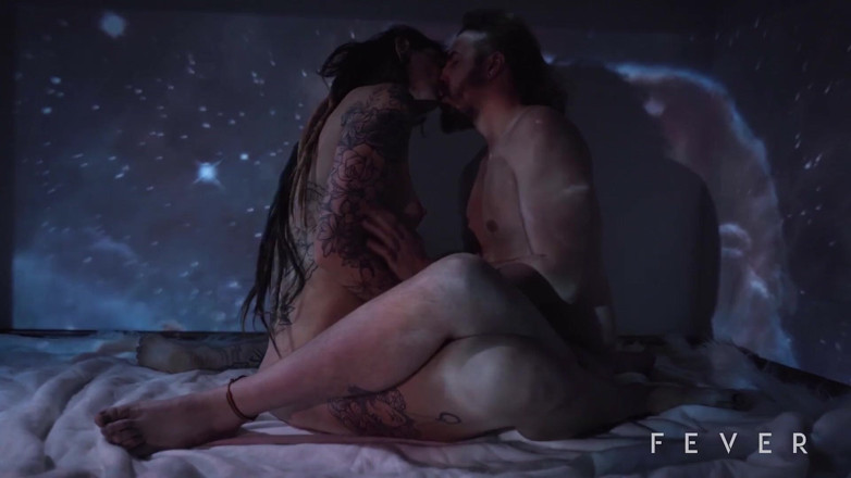 Fever Films: เย็ดกันใต้ดวงดาว - Dread Hot Amateur และ Fever Films