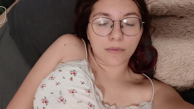 Softbrattypuppy: Người Đức domina nói chuyện tục tĩu, bạn là nô lệ...