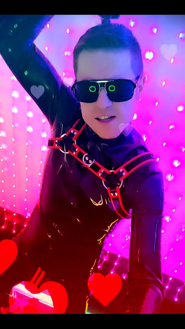 Roman Heart: Vide Clip Outtake for My New Reel