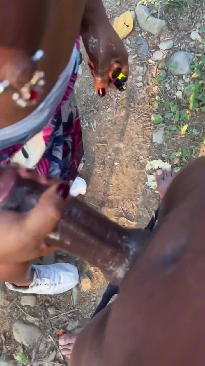 XanderBlackx: Het-brunett suger min stora, tjocka kuk med mycket intensitet utomhus,...