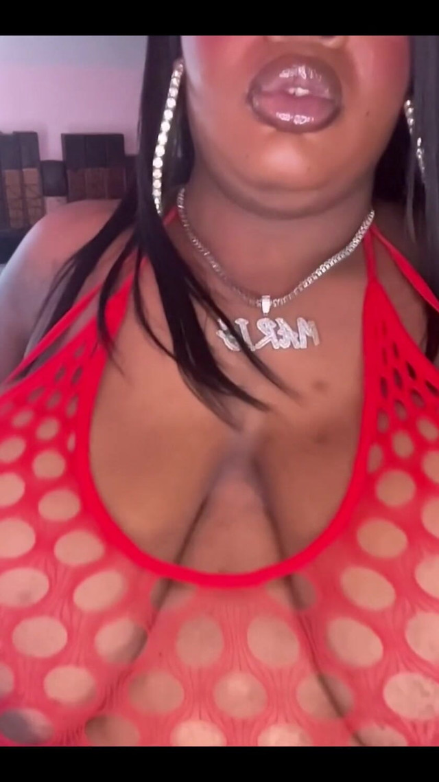 Black BBW (Yanise Lamore)