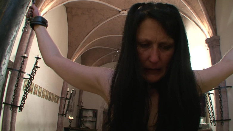 BDSM Deutschland: BDSM Německo - Otrokyně se to líbí