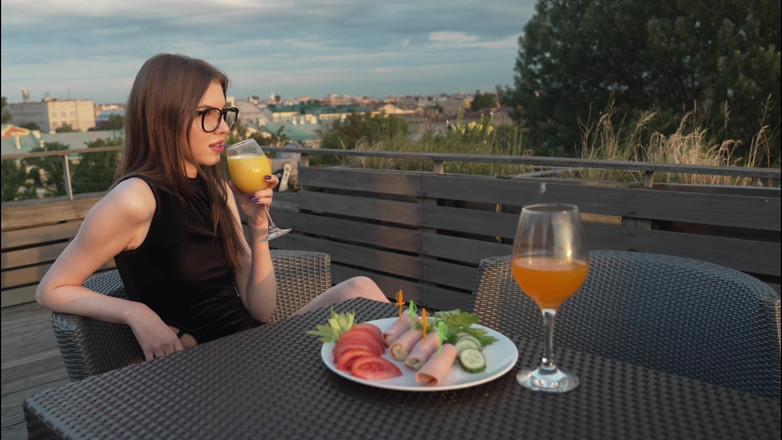 Murkovski: In der toilette des restaurant hatte er sex mit der...
