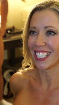 Gangbang & bukkake ke-1 Mandy Monroe