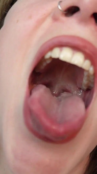 Giantess Stepmom Has Her Way with You