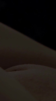 Slow-motion – mencukur pepek romantik dan menyentuh