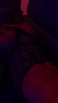 Karashika sexy vs deux grosses noires